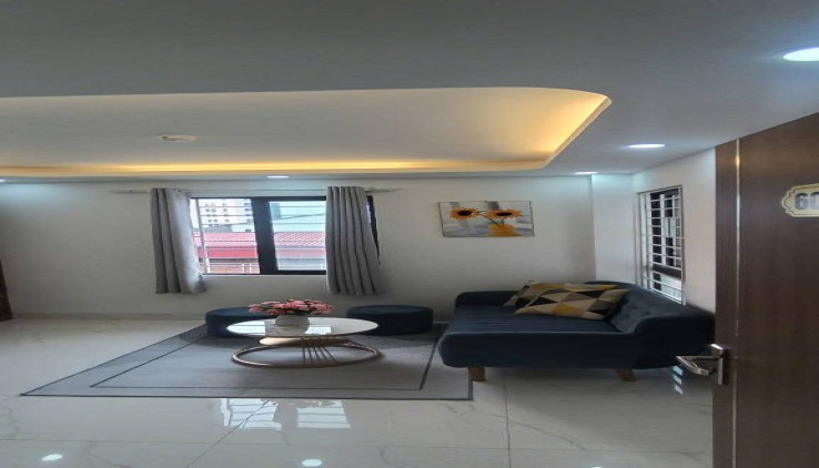 Bán căn hộ Giải Phóng 50m2, 2 ngủ, 1.85 tỷ